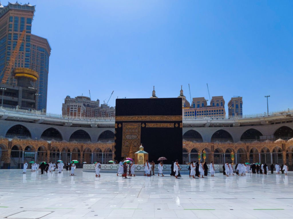 Fakta unik lantai marmer masjidil haram yang dingin