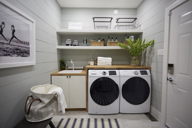 Laundry room model minimalis, Sumber: furnizing.com